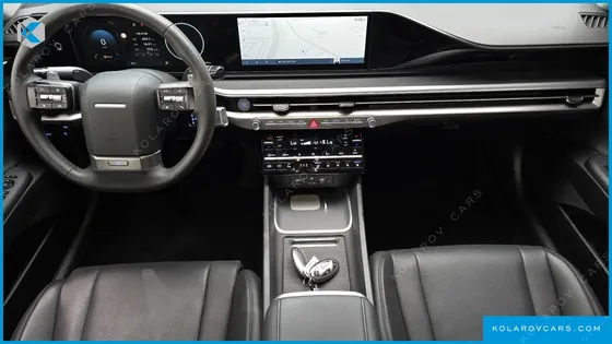 HYUNDAI GRANDEUR 2,5 GASOLINE 2WD