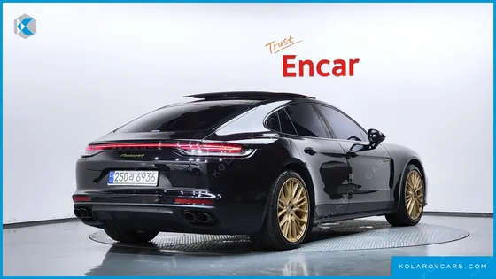 PORSCHE PANAMERA 2.9 AWD E-HYBRID PLATINUM EDITION