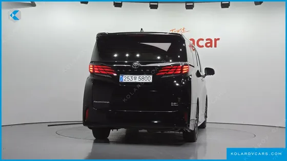 TOYOTA ALPHARD 2.5 HEV EXECUTIVE AWD