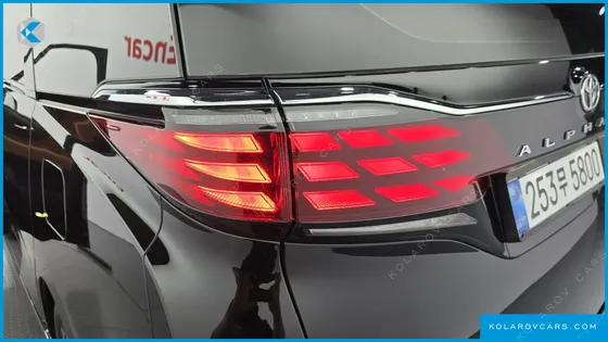 TOYOTA ALPHARD 2.5 HEV EXECUTIVE AWD
