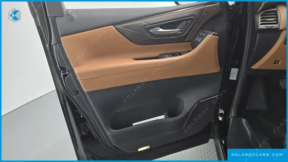 TOYOTA ALPHARD 2.5 HEV EXECUTIVE AWD