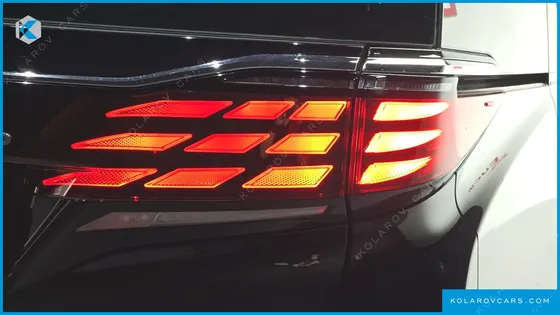 TOYOTA ALPHARD 2.5 HEV EXECUTIVE AWD
