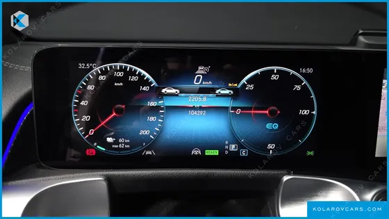 MERCEDES EQB EQB300 4MATIC AMG LINE