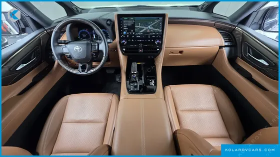 TOYOTA ALPHARD 2.5 HEV EXECUTIVE AWD