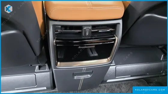 TOYOTA ALPHARD 2.5 HEV EXECUTIVE AWD