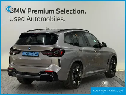 BMW IX3 M SPORTS