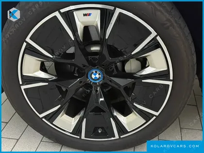 BMW IX3 M SPORTS