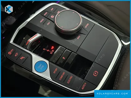 BMW IX3 M SPORTS