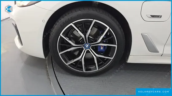 BMW 5 SERIES 530E M SPORT