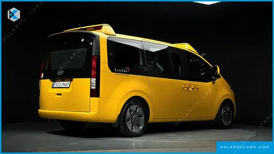 HYUNDAI STARIA L3.5  KINDER SAFETY CAR