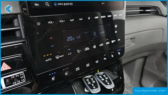HYUNDAI STARIA L3.5 LOUNGE 9-SEATER