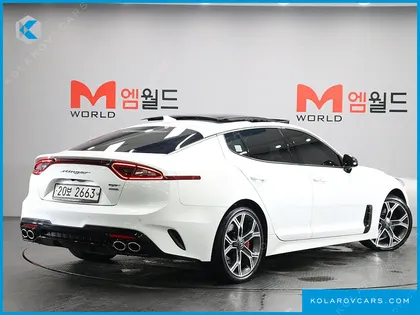 KIA STINGER 3.3 TURBO AWD