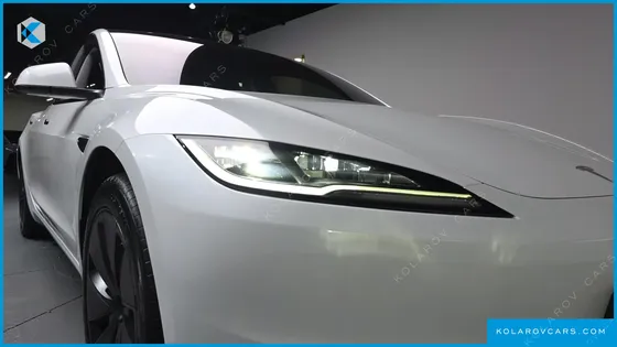 TESLA MODEL 3 RWD