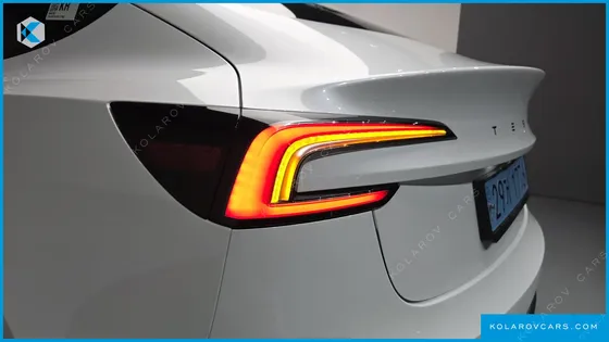 TESLA MODEL 3 RWD