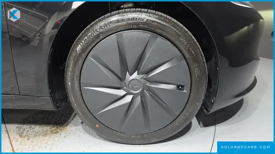 TESLA MODEL 3 스탠다드 RWD