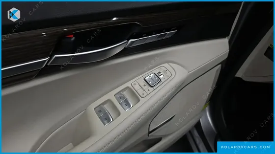 GENESIS G90 3.8