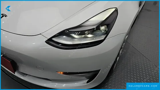 TESLA MODEL 3 RWD