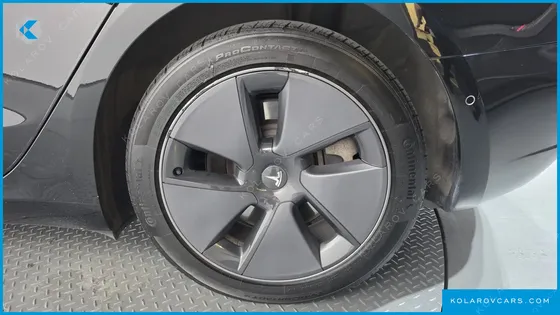 TESLA MODEL 3 LONG RANGE AWD