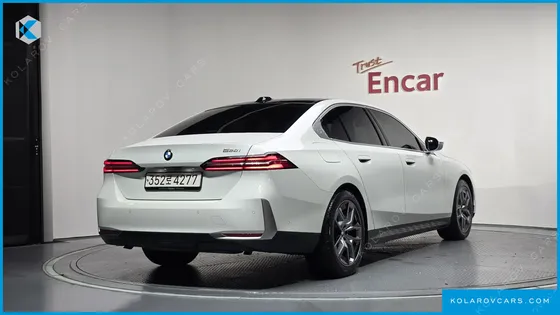 BMW 5 SERIES 520I