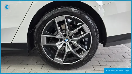 BMW 5 SERIES 520I