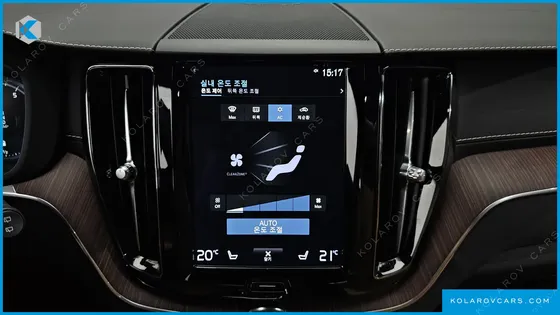VOLVO XC60 B5 INSCRIPTION