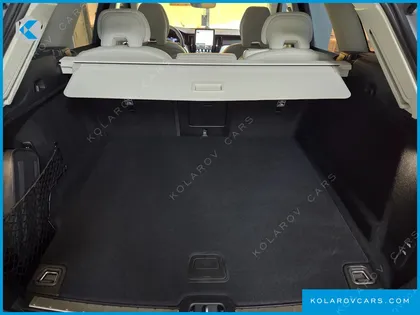 VOLVO XC60 B5 ULTRA BRIGHT