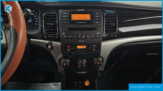 KGM - SSANGYONG KORANDO CLUBBY 2WD