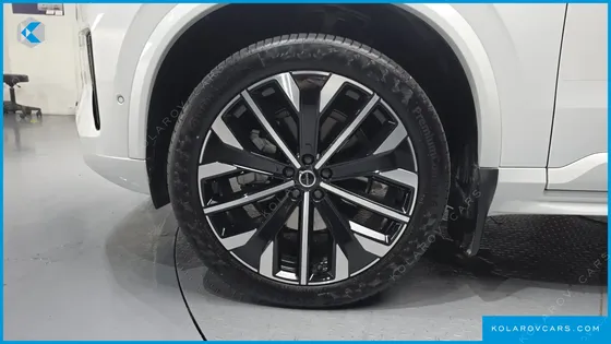 VOLVO XC90 B6 ULTRA DARK