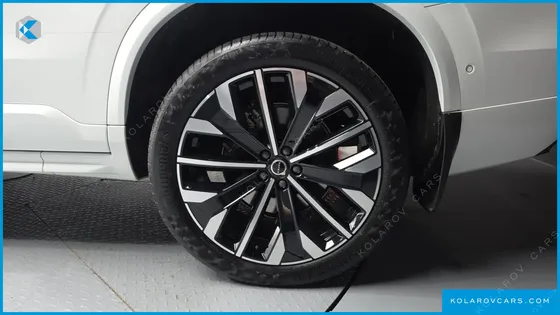 VOLVO XC90 B6 ULTRA DARK