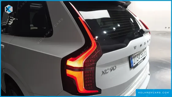 VOLVO XC90 B6 ULTRA DARK