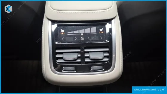 VOLVO XC90 B6 ULTRA DARK
