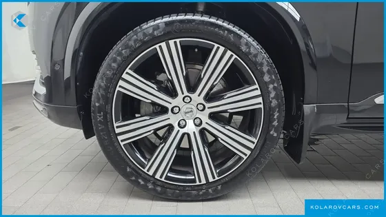 VOLVO XC90 B6 INSCRIPTION