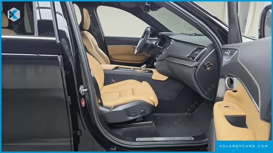 VOLVO XC90 B6 INSCRIPTION