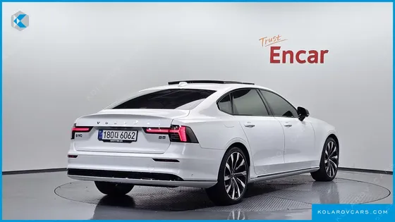 VOLVO S90 B5 ULTRA DARK