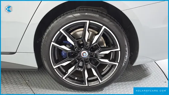 BMW I4 M50