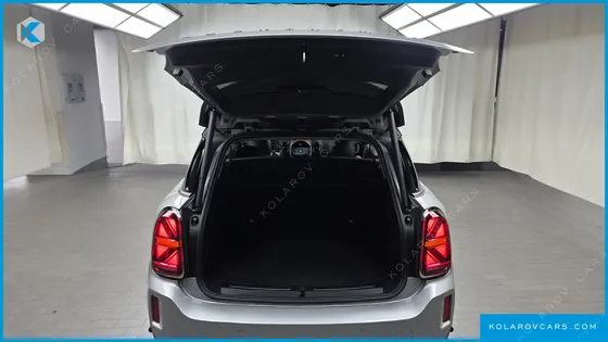 MINI COUNTRYMAN CLASSIC PLUS LAUNCH PACK