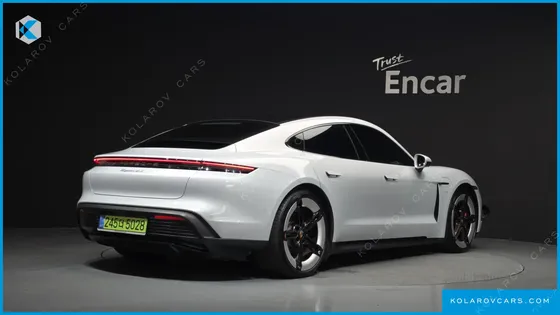 PORSCHE TAYCAN 4S