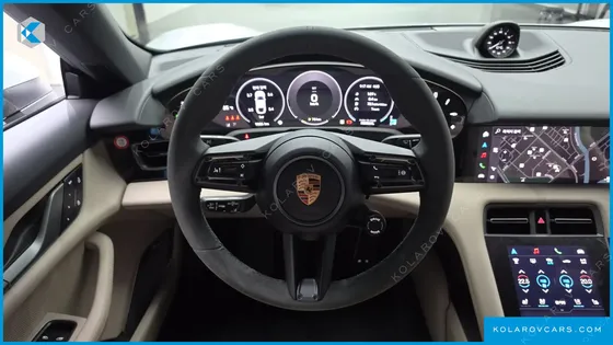 PORSCHE TAYCAN 4S