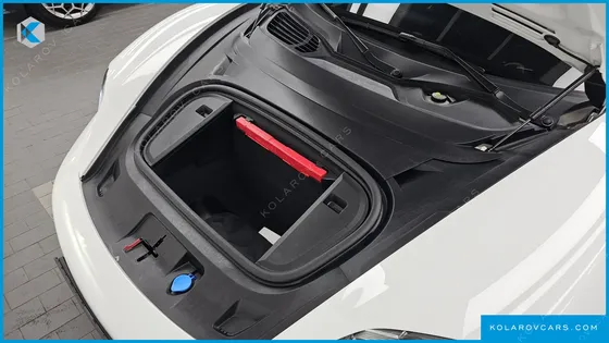 PORSCHE TAYCAN BASE