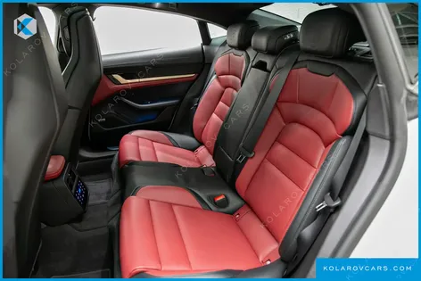 PORSCHE TAYCAN 4S