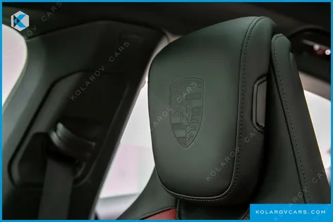 PORSCHE TAYCAN 4S