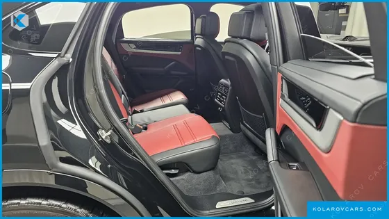 PORSCHE CAYENNE 3.0 COUPE