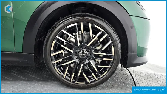 MINI COOPER CONVERTIBLE FAVOURED