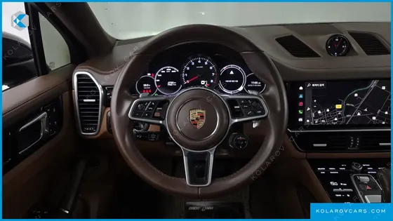 PORSCHE CAYENNE 3.0 COUPE PLATINUM EDITION