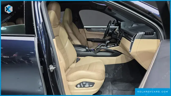 PORSCHE CAYENNE 3.0 COUPE