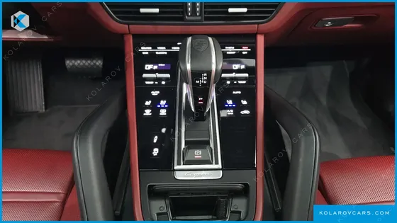 PORSCHE CAYENNE 3.0 COUPE