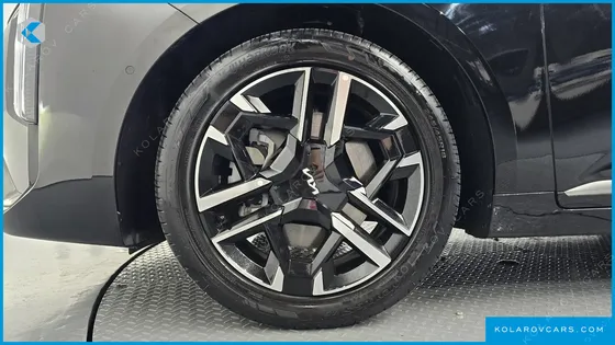 KIA K8 2.5 GASOLINE 2WD