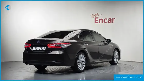 TOYOTA CAMRY 2.5 XLE HYBRID