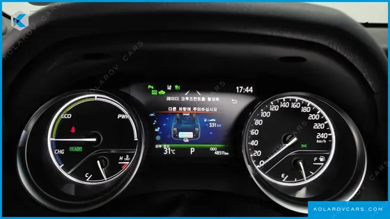 TOYOTA CAMRY 2.5 XLE HYBRID