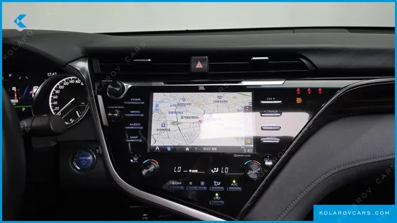 TOYOTA CAMRY 2.5 XLE HYBRID